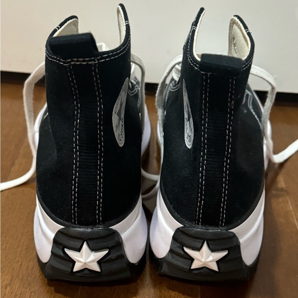 Like New Converse Chuck Taylor All Star Run Star High Top Platform sneaker - Picture 3 of 8